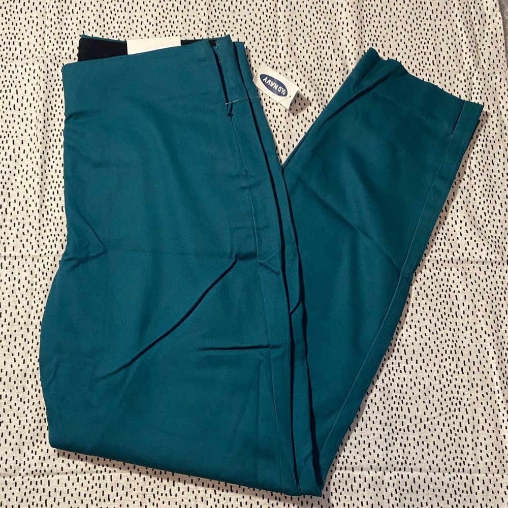 🍩 NWT - blue pixie ankle pants